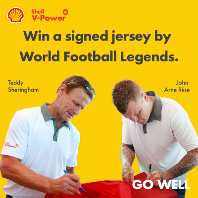 Win a signed jersey by World Football Legends